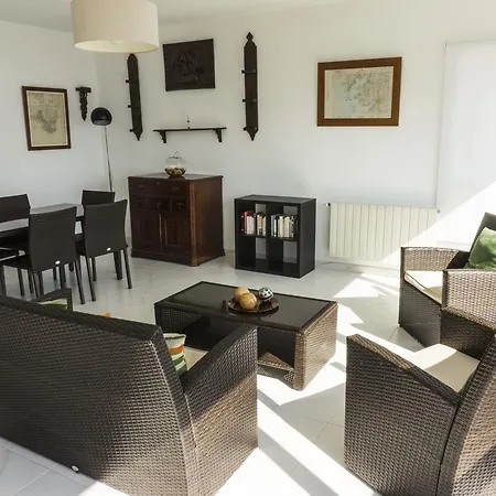 Altamar Apartament *